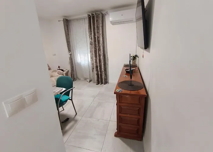 Lägenhet Beach Apartment *